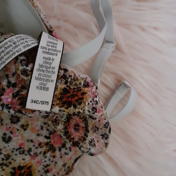 Victoria's Secret floral bralette 34C - Picture 3 of 3